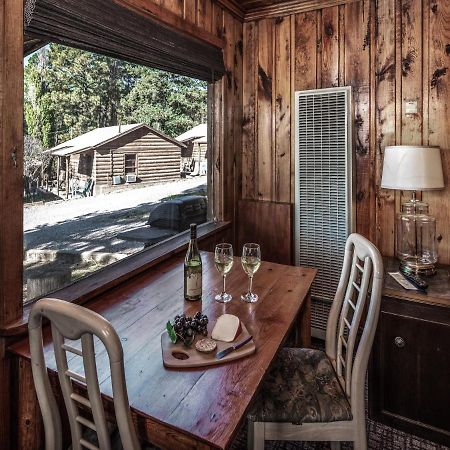 Apache Village 4, King Studio, Midtown, Sleeps 2 Ruidoso Buitenkant foto