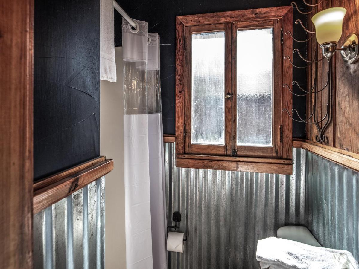 Apache Village 4, King Studio, Midtown, Sleeps 2 Ruidoso Buitenkant foto