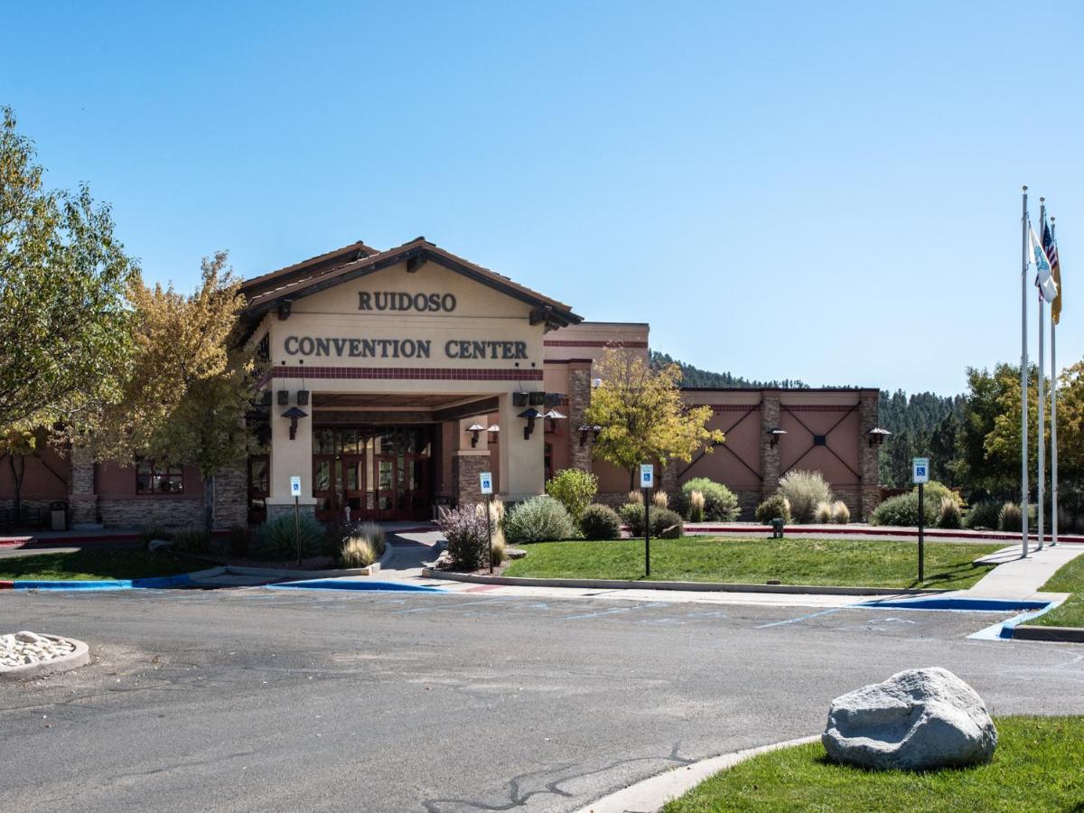 Apache Village 4, King Studio, Midtown, Sleeps 2 Ruidoso Buitenkant foto